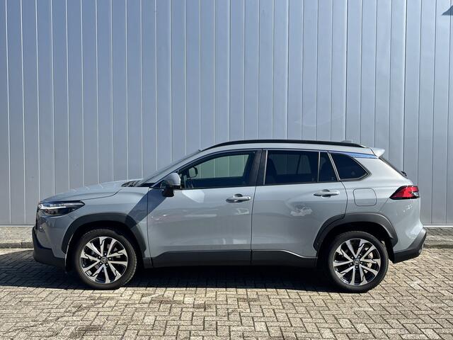 Toyota COROLLA Cross Hybrid 140 Style NL Auto Parkeer sensoren Dodehoek Detectie Navi Carplay