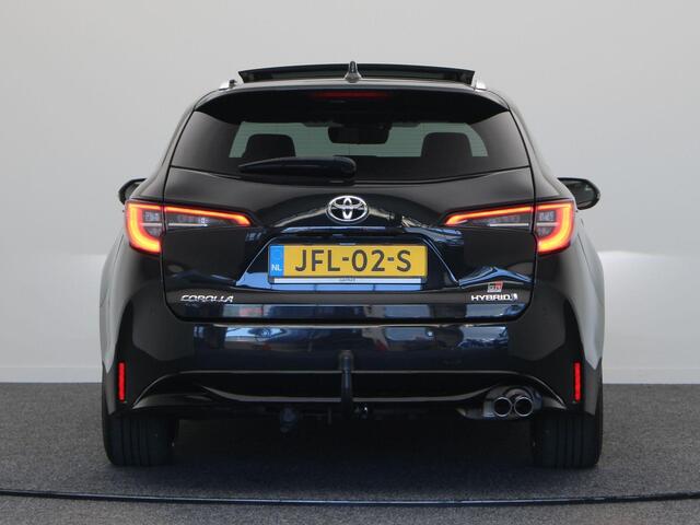 Toyota COROLLA Touring Sports 200pk Hybrid Executive | Stuur, voorruit en stoelverwarming | Elektrische Achterklep | Adaptieve Cruise Control | Camera | 10 Jaar Garantie |