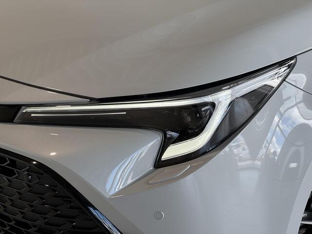 Toyota COROLLA Hybrid 180 Executive | Nieuw op voorraad | HUD | JBL | BSM | Full-LED |