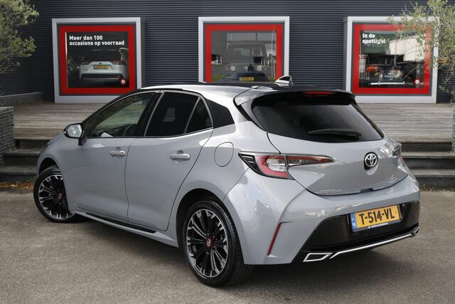 Toyota COROLLA 1.8 Hybrid GR-Sport | sportstoelen | stoelverwarming| Navi | Apple carplay Android Auto | 17"LM velgen |