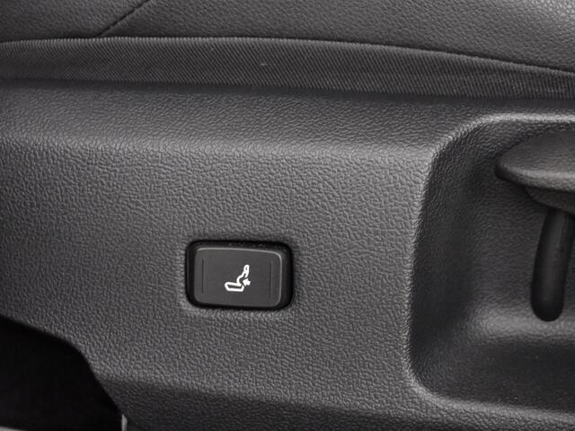 Toyota COROLLA 1.8 Hybrid Bi Tone | Stuur & Stoelverwarming | Head Up | Electr.