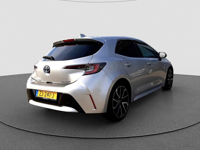 Toyota COROLLA 1.8 Hybrid Executive | CarPlay/Android Auto | Camera | Trekhaak | LM Velgen |