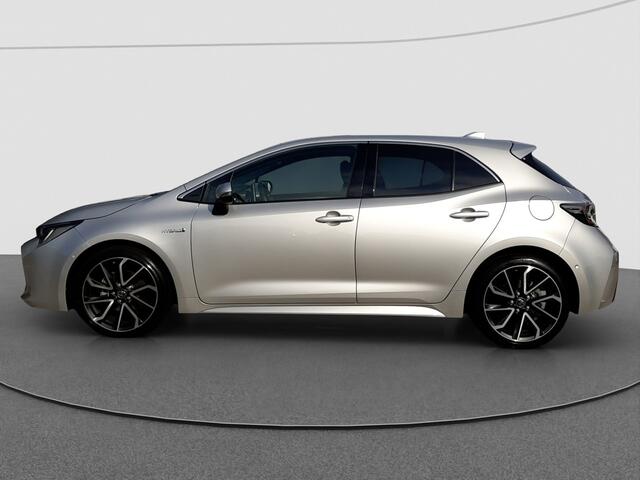Toyota COROLLA 1.8 Hybrid Executive | CarPlay/Android Auto | Camera | Trekhaak | LM Velgen |