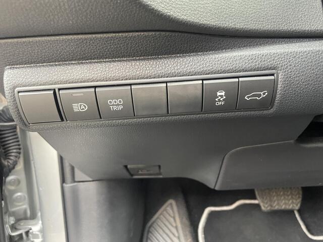 Toyota COROLLA Touring Sports Hybrid 200 Premium | Panoramadak | Trekhaak | All-season banden Allerduurste type