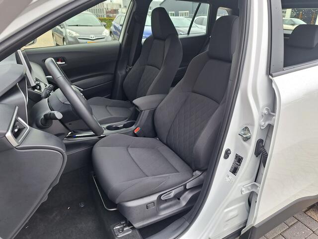 Toyota COROLLA Cross Hybrid 140 Active met winterpack