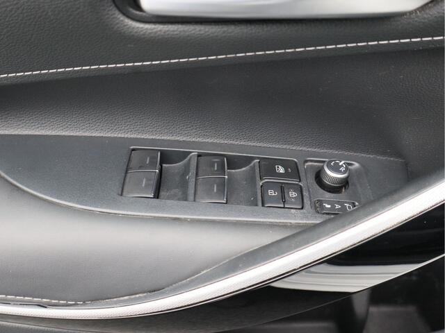 Toyota COROLLA Touring Sports 1.8 Hybrid TeamNL/ trekhaak/ zeer mooi!