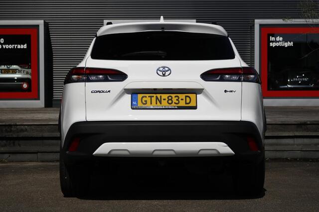 Toyota COROLLA Cross Hybrid 140 Style