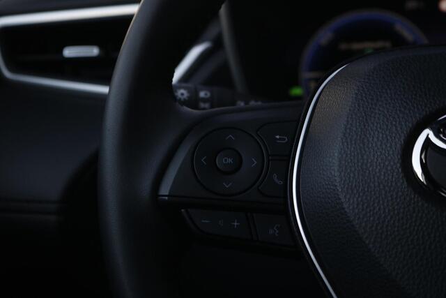 Toyota COROLLA Cross Hybrid 140 Style