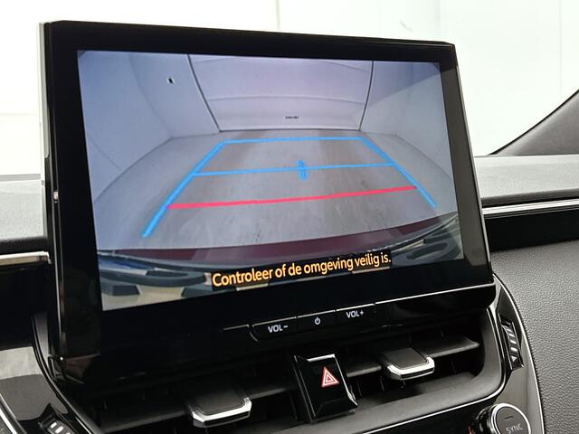 Toyota COROLLA Touring Sports 1.8 Hybrid First Edition | Nieuw Geleverd en Onderhouden | Stoelverwarming | Elektrische Achterklep | Navigatie |