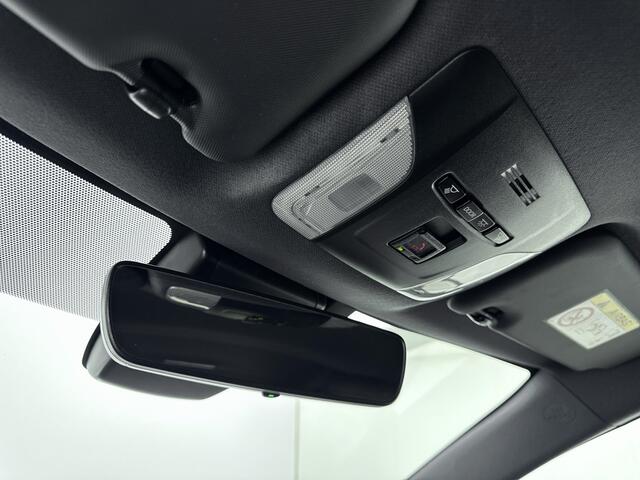 Toyota COROLLA Touring Sports 1.8 Hybrid Executive | Apple Carplay/Android Auto | Stoelverwarming | Navigatie