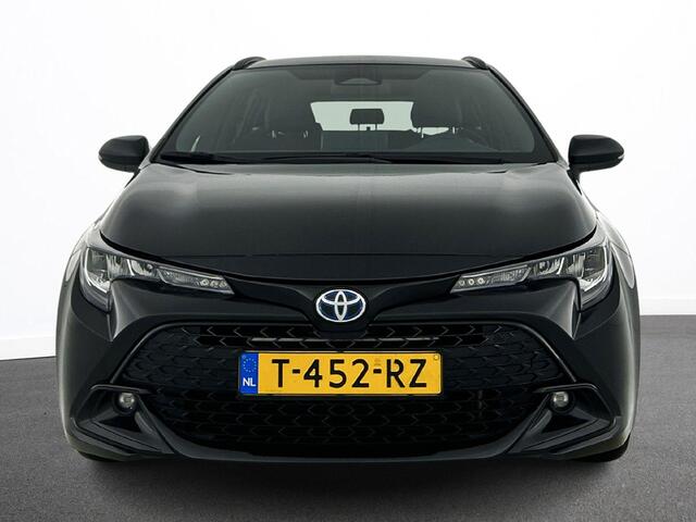 Toyota COROLLA Touring Sports 1.8 Hybrid Automaat Active | Navigatie | Apple Carplay/Android Auto | Camera | Parkeersensoren | Adaptive Cruise Control | Full Led | Climate Control | Lichtmetalen velgen