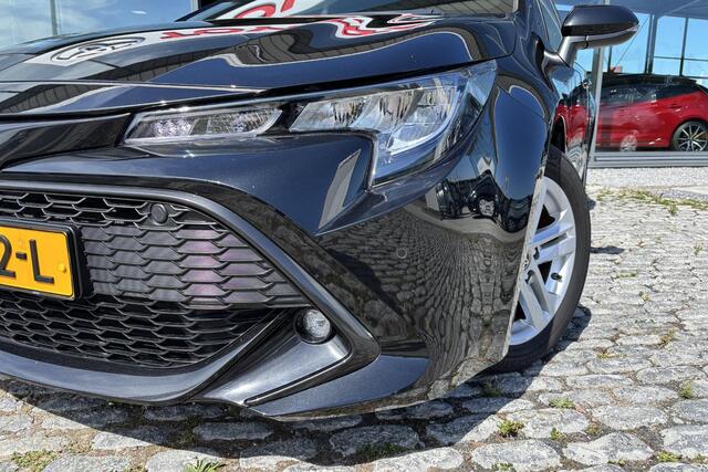 Toyota COROLLA Touring Sports Hybrid 140 Business Parkeersensoren, Stoelverwarming , NAVI.