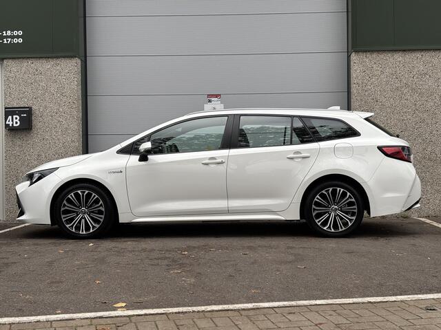 Toyota COROLLA Touring Sports 1.8 Hybrid First Edition Carplay Nap Climate Camera Led