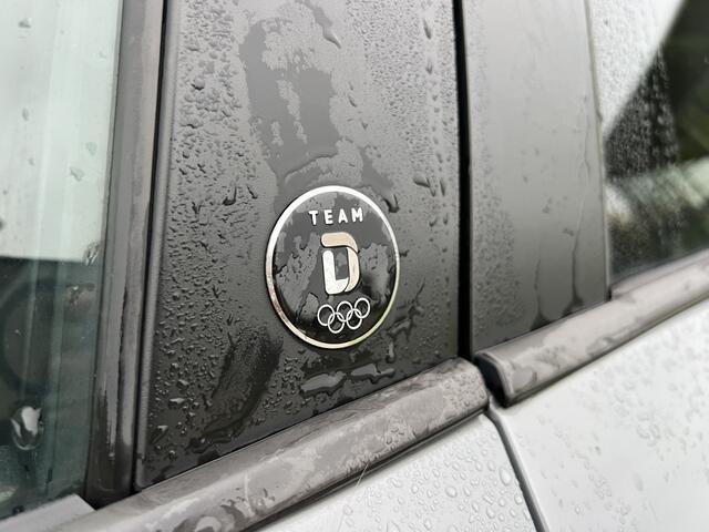 Toyota COROLLA Touring Sports 2.0 180pk Hybrid Style / Team D / Adaptive Cruise / Stoel+Stuurverw. / Aut. Parkeren /