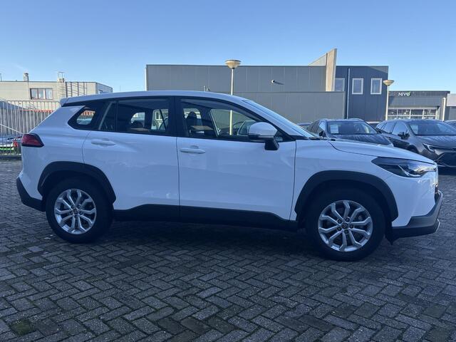 Toyota COROLLA Cross 2.0 High Power Hybrid Active | Trekhaak | Achteruitrijcamera |