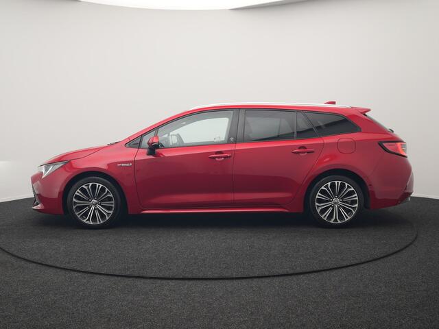 Toyota COROLLA Touring Sports 2.0 Hybrid Dynamic 180pk Dealer O.H. | Adaptive Cruise | Camera | Sportstoelen & Stuur Verwarmd | Apple Carplay | Keyless | Blis | Navigatie | DAB |