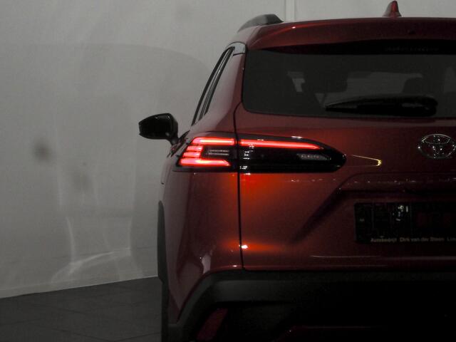 Toyota COROLLA Cross Hybrid 140 Dynamic Nieuw model