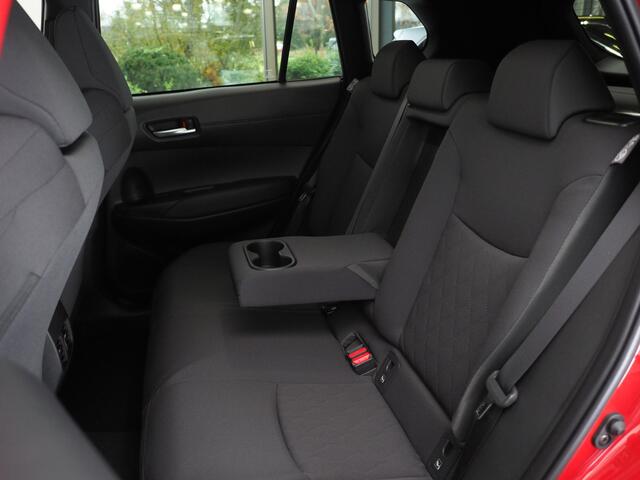 Toyota COROLLA Cross Hybrid 140 Dynamic Nieuw model