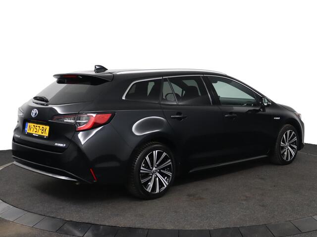 Toyota COROLLA Touring Sports 1.8 Hybrid TeamNL | Stoelverwarming | Apple carplay & Android auto |