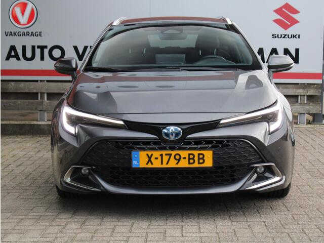 Toyota COROLLA Touring Sports 1.8 Hybrid First Edition Navigatie, Cruise Control Adaptief, Stoelverwarming, Elek. Achterklep, Paarkeersensoren Voor/Achter