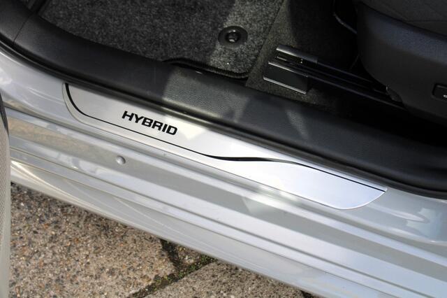 Toyota COROLLA 1.8 Hybrid Business Plus