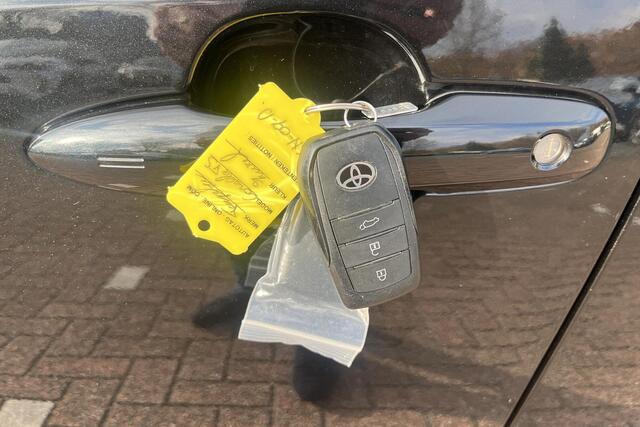 Toyota COROLLA Touring Sports Hybrid 140 Dynamic |NL auto|BTW auto|Apple Car Play|17"LM velgen|PDC|El.achterklep|