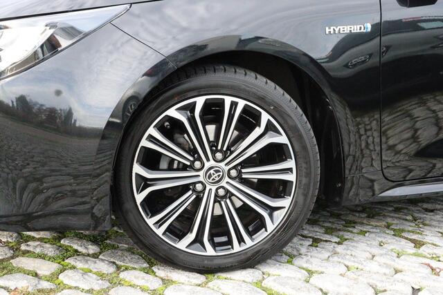 Toyota COROLLA Touring Sports 1.8 Hybrid Dynamic, Navigatie Parkeercamera, Dual Airco, Bluetooth telefoonverbinding, Navi