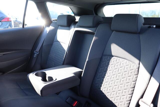 Toyota COROLLA Touring Sports 1.8 Hybrid Dynamic, Navigatie, Climate Control, DAB Radio, Achteruitrijcamera, Cruise Control,