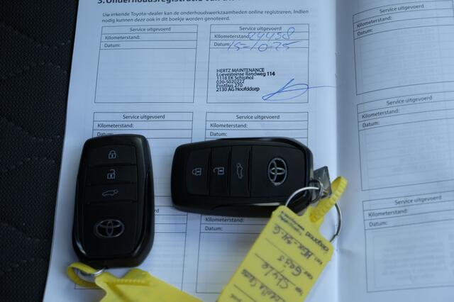 Toyota COROLLA Hybrid 140 Style Automaat | Apple CarPlay en Android Auto | Park