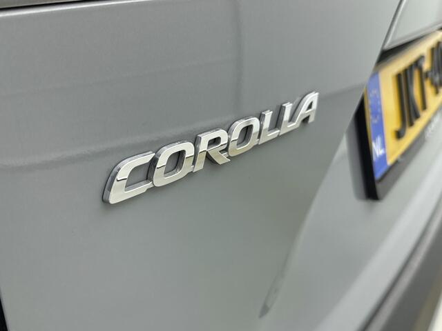 Toyota COROLLA Cross Hybrid 140 Style Limited | Apple Carplay/Android Auto | Stuur-/stoelverwarming | Elektrische achterklep | 18'' LM-velgen | Metaallak |