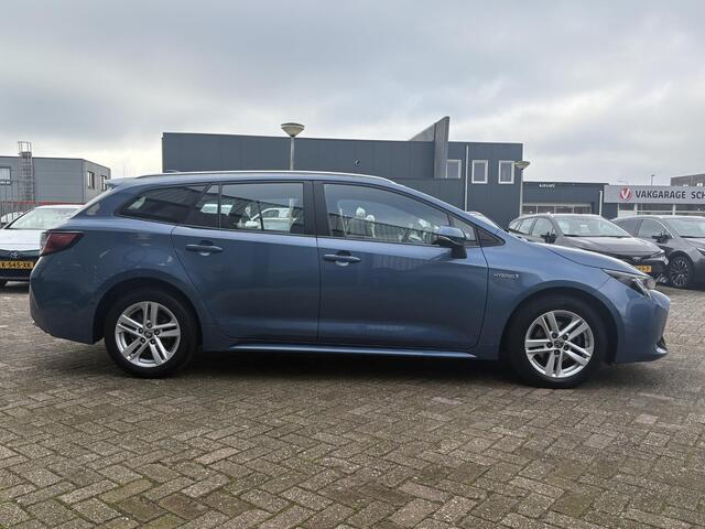 Toyota COROLLA Touring Sports 1.8 Hybrid Business Plus