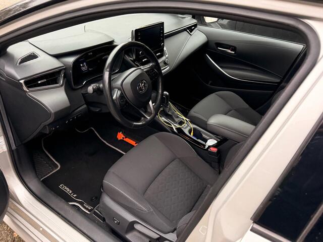 Toyota COROLLA Touring Sports 1.8 Hybrid Business Intro 122pk Afneembare Trekhaak | Adaptieve Cruise | Elektrische Achterklep | Stoelverwarming | Dealer onderhouden