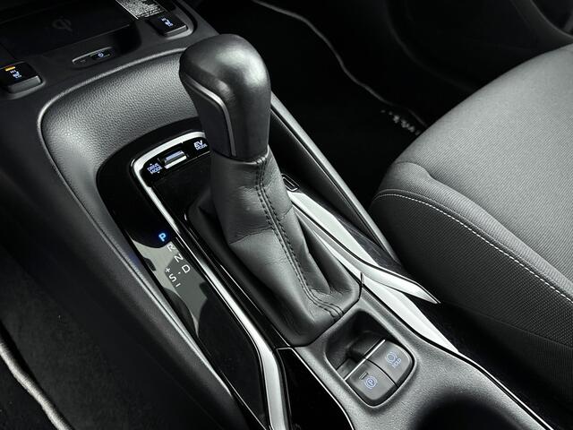 Toyota COROLLA Touring Sports 2.0 Hybrid Dynamic Limited | Stoelverwarming | Stuurwielverwarming | Trekhaak | Parkeersensoren V+A |