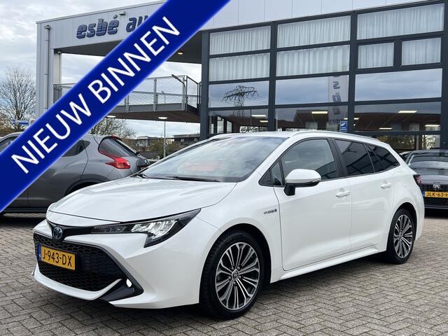 Toyota COROLLA Touring Sports 1.8 Hybrid Business Plus Navigatie* Carplay Camera Keyless Led Stoelverwarming ACC Dab 17 Inch Velgen Getint Glas NL Auto Wit Metallic