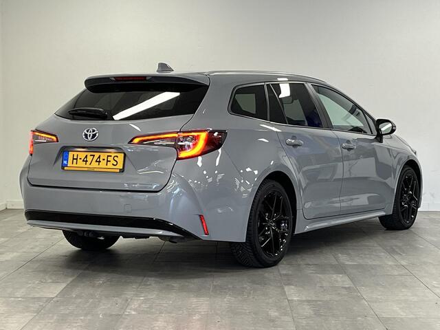 Toyota COROLLA Touring Sports 1.8 Hybrid Dynamic | Trekhaak | Carplay | Stoelverwarming |