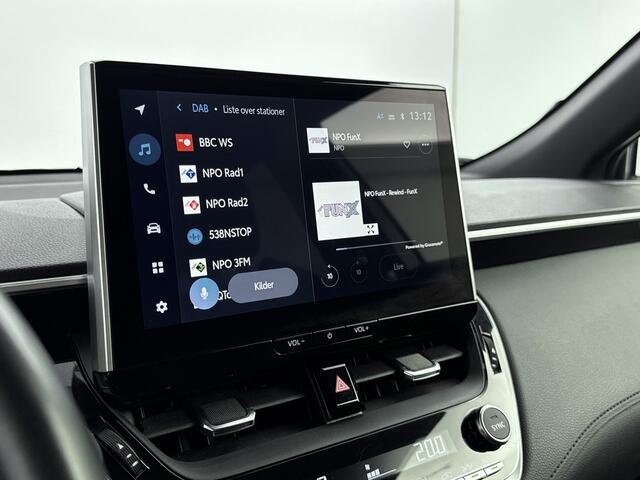 Toyota COROLLA Cross Hybrid 140 Style Limited | Stoel -/ Stuurwielverwarming | Parkeersensoren V+A | Elek. Kofferklep | Navigatie |