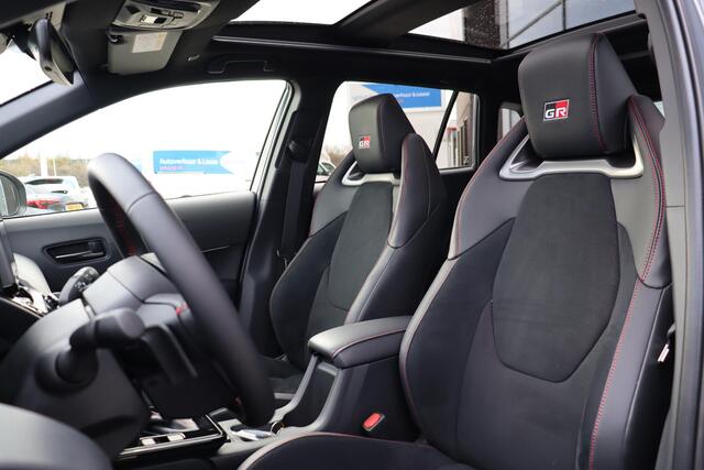 Toyota COROLLA Cross Hybrid 180 GR Sport, Apple Carplay, Android auto, JBL Audio, Panoramisch Dak, Parkeercamera, Parkeersensoren,
