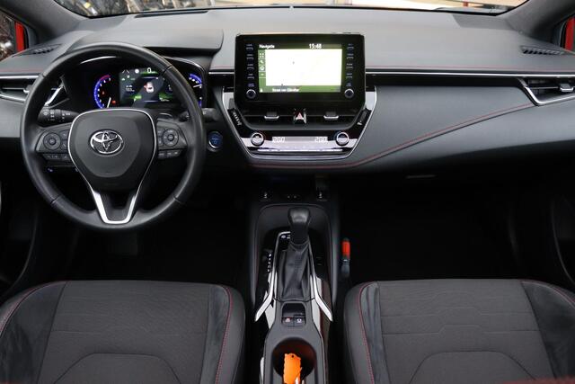 Toyota COROLLA 1.8 Hybrid Executive , Panodak, Trekhaak, Black Pack