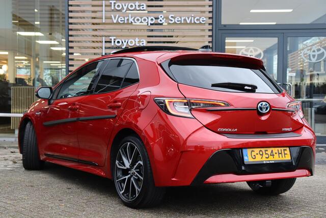 Toyota COROLLA 1.8 Hybrid Executive , Panodak, Trekhaak, Black Pack