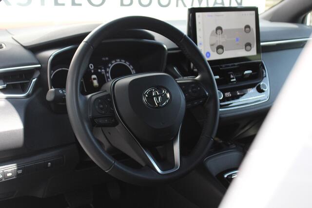 Toyota COROLLA 1.8 Hybrid First Edition Automaat Achteruitrijcamera, Parkeersensoren Voor/Achter, Stoelverwarming, Cruise Control Adaptief, Climate Control