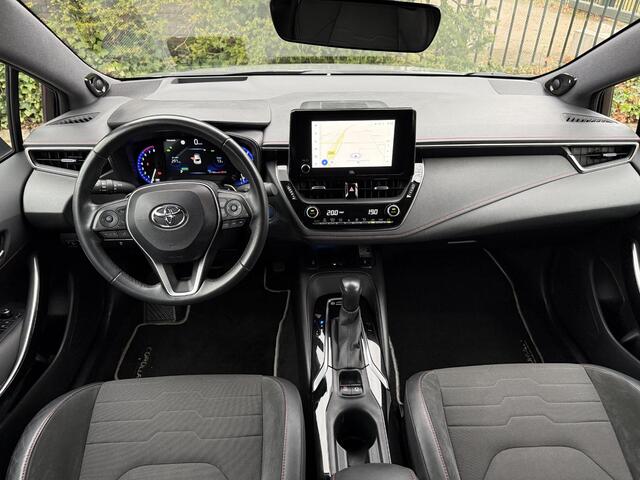 Toyota COROLLA 2.0 Hybrid Executive **NAVIGATIE/ HEAD UP DISPLAY/ DODEHOEK DETECTIE/ 36 MAANDEN GARANTIE**