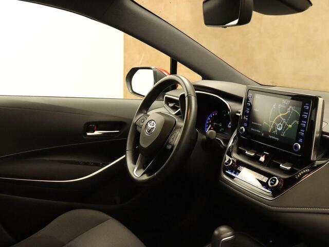 Toyota COROLLA 1.8 Hybrid Active Plus APPLE CARPLAY/ANDROID AUTO - ADAPTIEVE CRUISE CONTROL - PARKEERSENSOREN VOOR - ACHTERUITRIJ CAMERA - NAVIGATIE - CLIMATE CONTROL - DRAADLOZE TELEFOONLADER