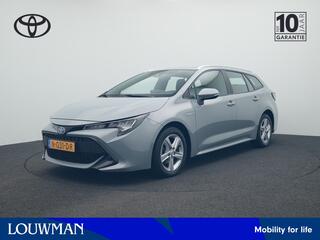 toyota-corolla-touring-sports-1.8-h