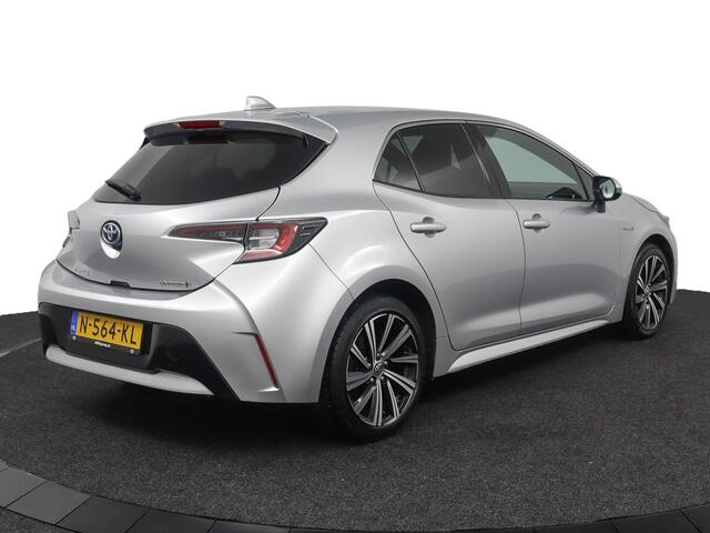 Toyota COROLLA 1.8 Hybrid Dynamic | Apple Carplay/Android Auto | Stoelverwarming | draadloze telefoonlader |