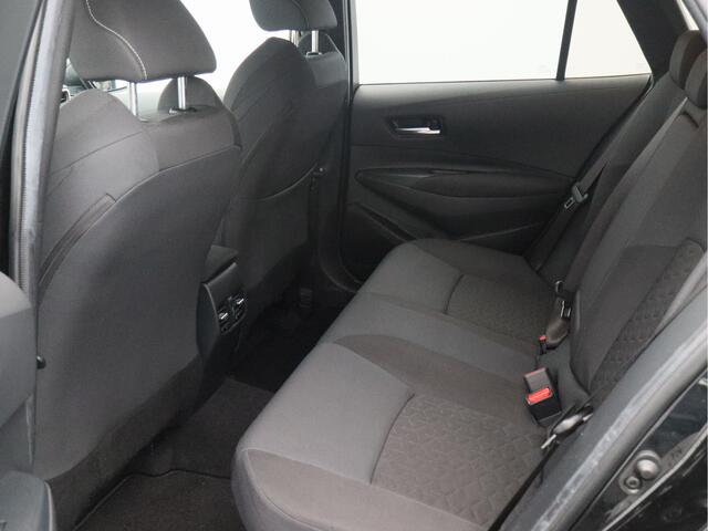 Toyota COROLLA Touring Sports 2.0 Hybrid Business Plus/ lage km/ afneembare trekhaak!