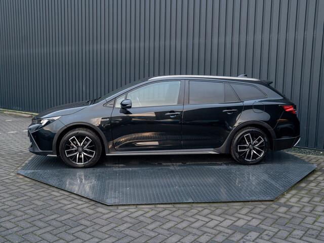Toyota COROLLA Touring Sports 1.8 Hybrid Trek | Trekhaak | Elk. A-klep | Prijs Rijklaar!!