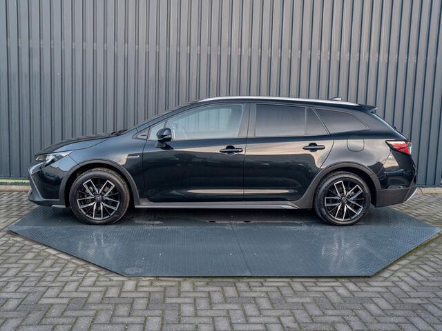 Toyota COROLLA Touring Sports 1.8 Hybrid Trek | Trekhaak | Elk. A-klep | Prijs Rijklaar!!