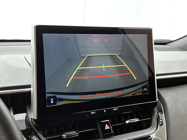 Toyota COROLLA Cross Hybrid 140 Style | Navigatie | PDC V+A | BLS | Staat beneden in het halletje