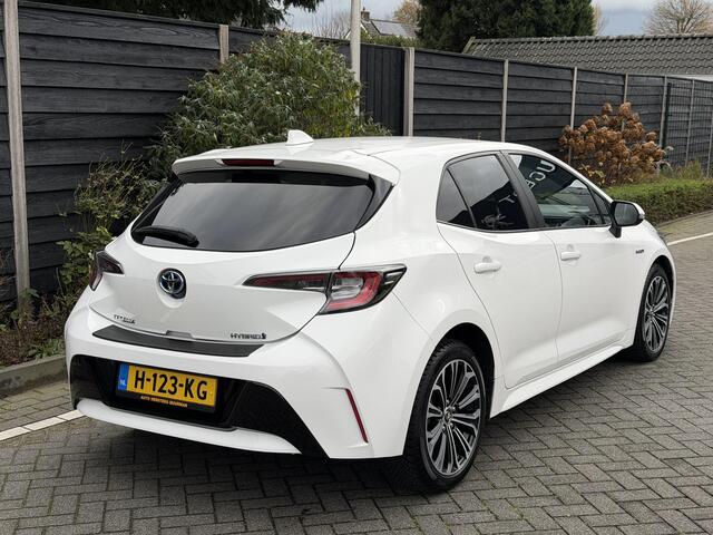 Toyota COROLLA First Edition 1.8 Hybrid 122PK Automaat Achteruitrijcamera, Keyless, Apple Carplay, Android Auto, Adaptieve Cruise Control, Climate Control