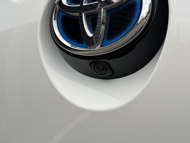 Toyota COROLLA First Edition 1.8 Hybrid 122PK Automaat Achteruitrijcamera, Keyless, Apple Carplay, Android Auto, Adaptieve Cruise Control, Climate Control